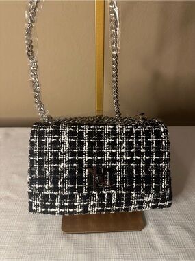Badgley Mishka  Black & White Tweed Shoulder Bag with Chain Strap